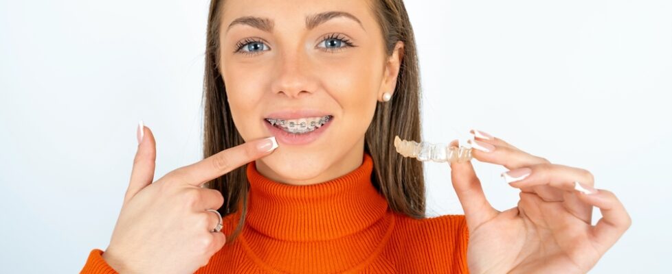 invisalign vs traditional braces which is better for penhold patients